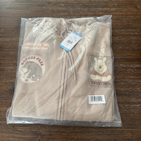 Winnie The Pooh Women's Character Full-Zip Hoodie size L - Picture 2 of 8